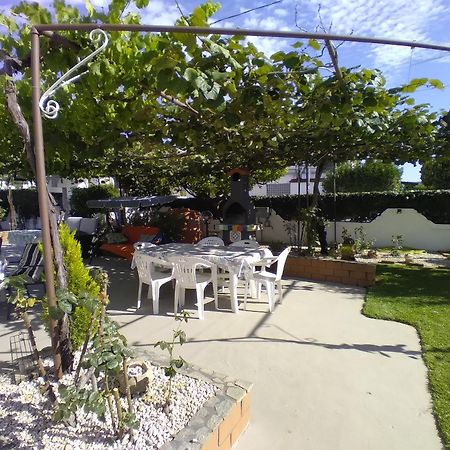 Villa Miriade B&B 帕埃斯图姆 外观 照片