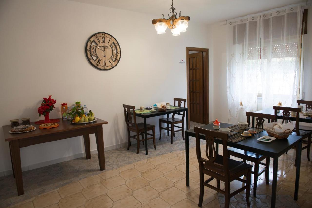 Villa Miriade B&B 帕埃斯图姆 外观 照片