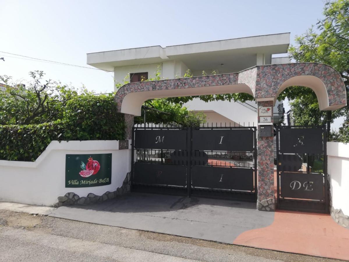 Villa Miriade B&B 帕埃斯图姆 外观 照片