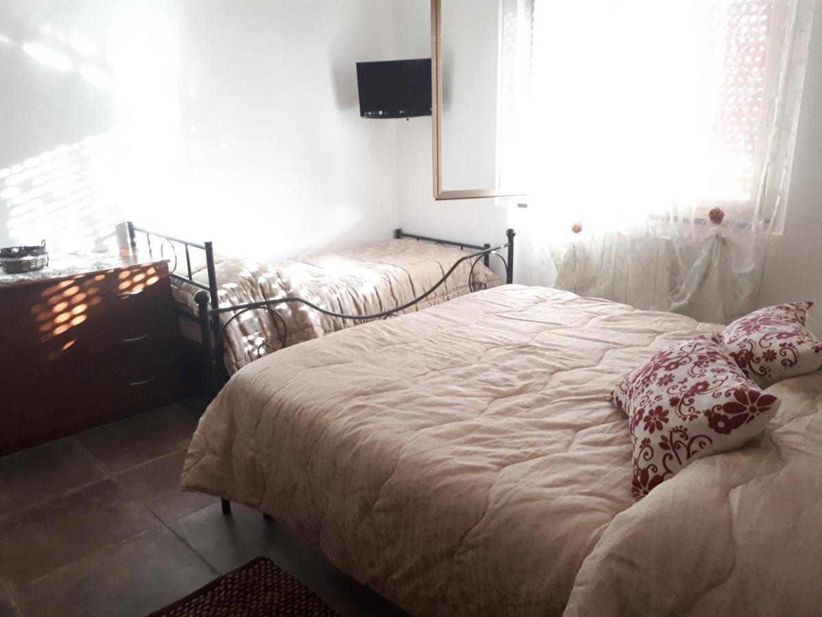 Villa Miriade B&B 帕埃斯图姆 外观 照片